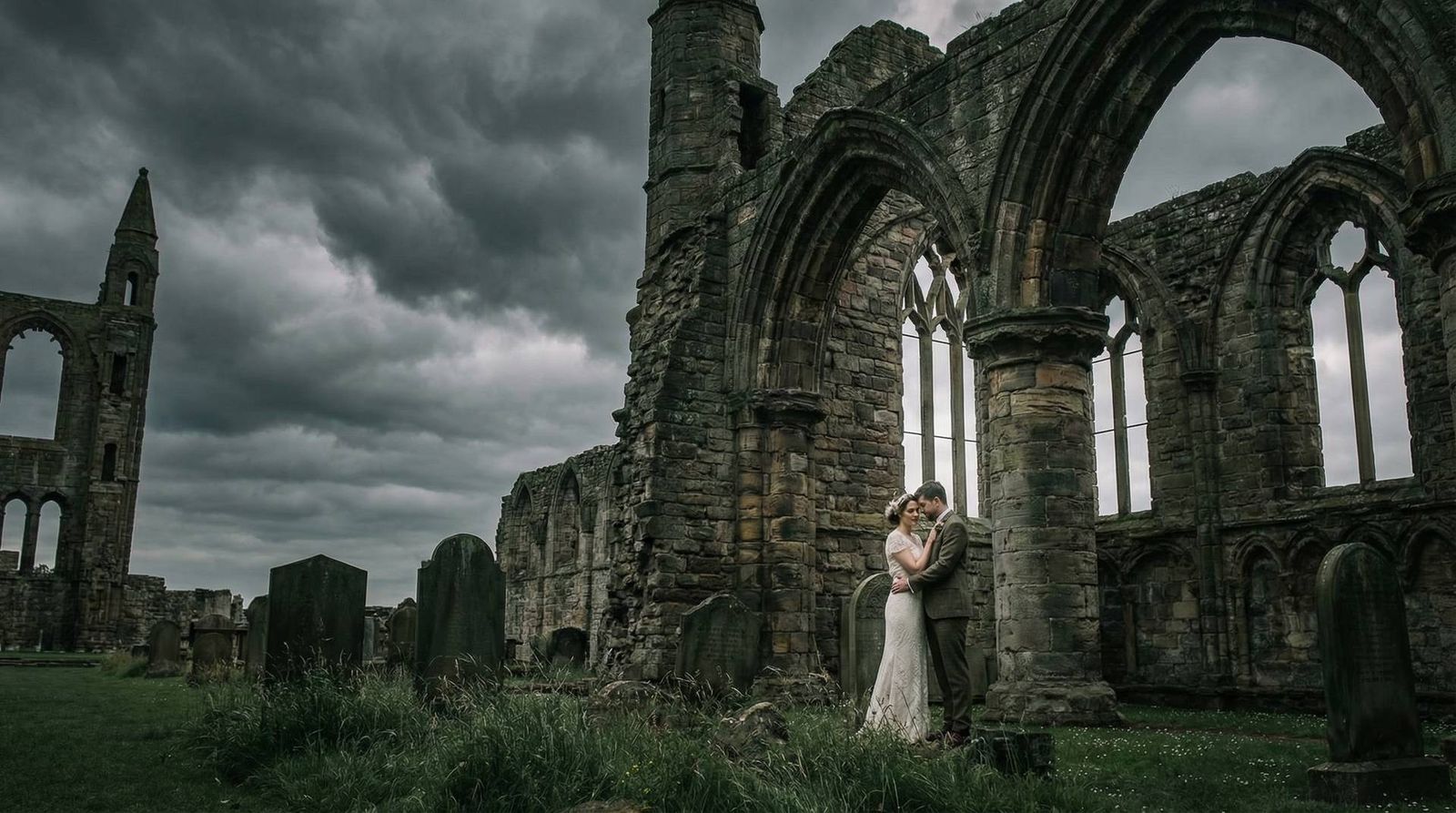Wedding photography in St Andrews